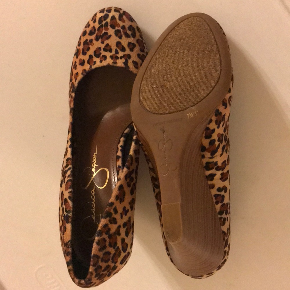 Shoes - Picture 5 of 5
